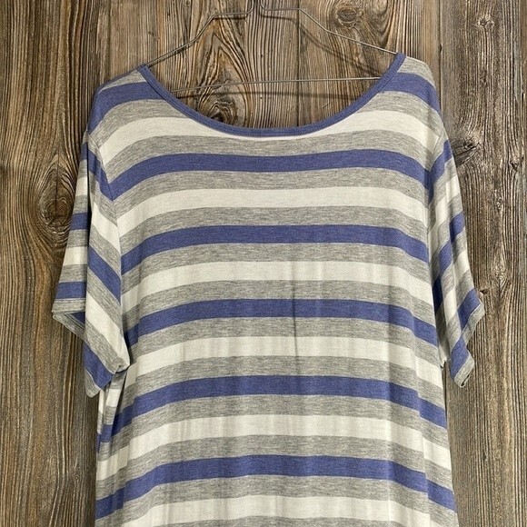 Lula Roe Dress / Sleep Shirt Size Small - Picture 5 of 12